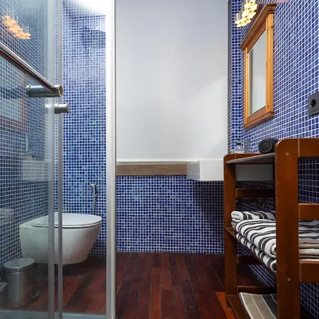 Apartment Home In Lisbon Balcony